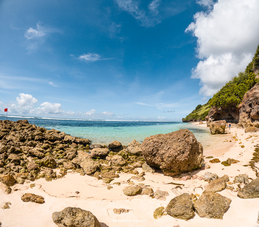 Gungung Payung Beach