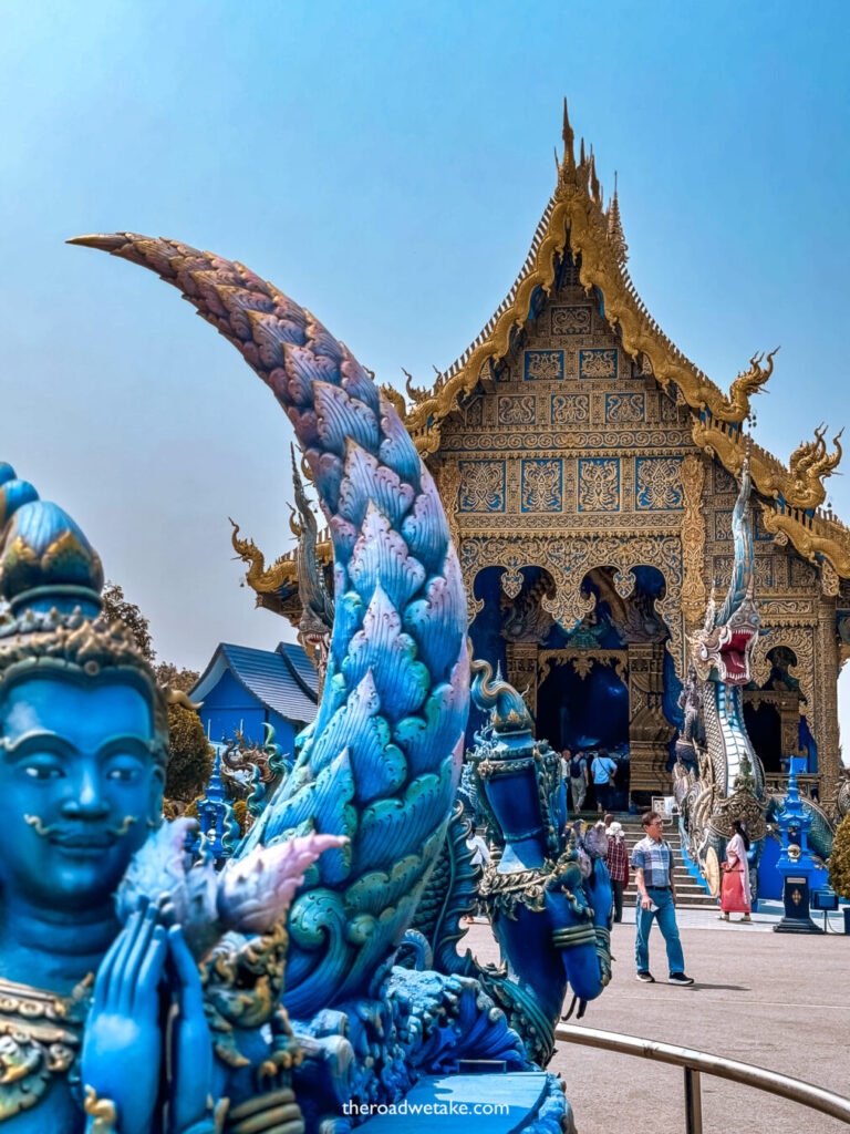 chiang rai blue temple