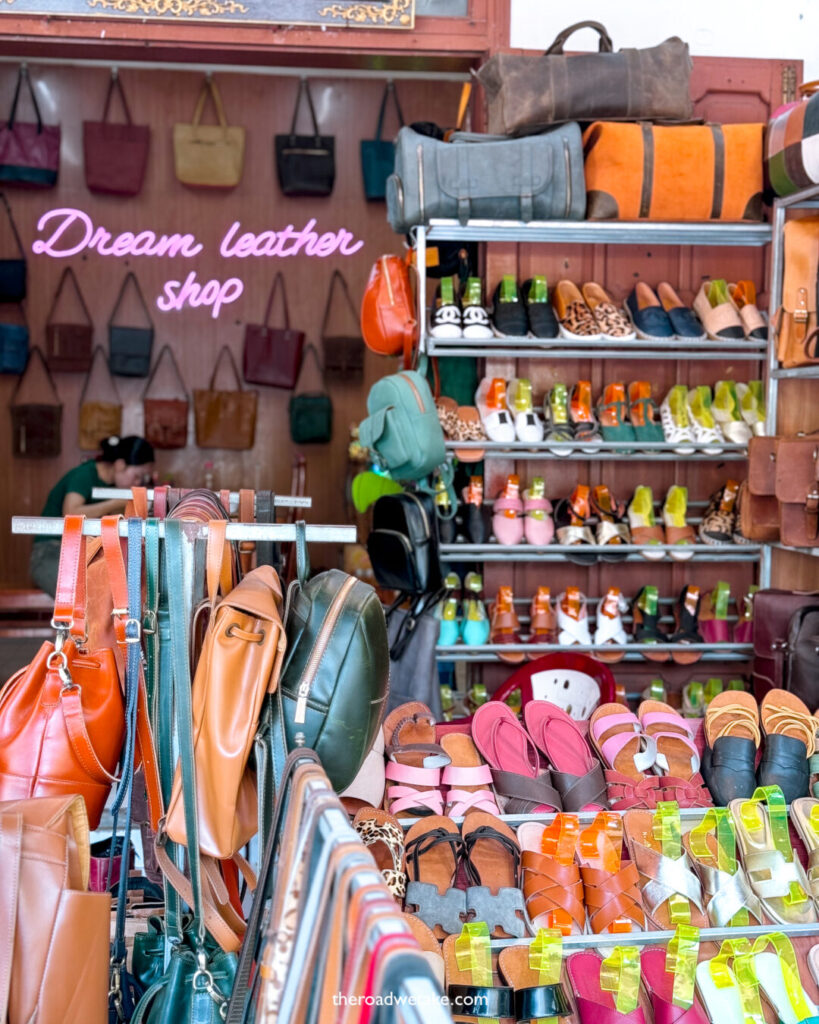 leather shop in hoi an