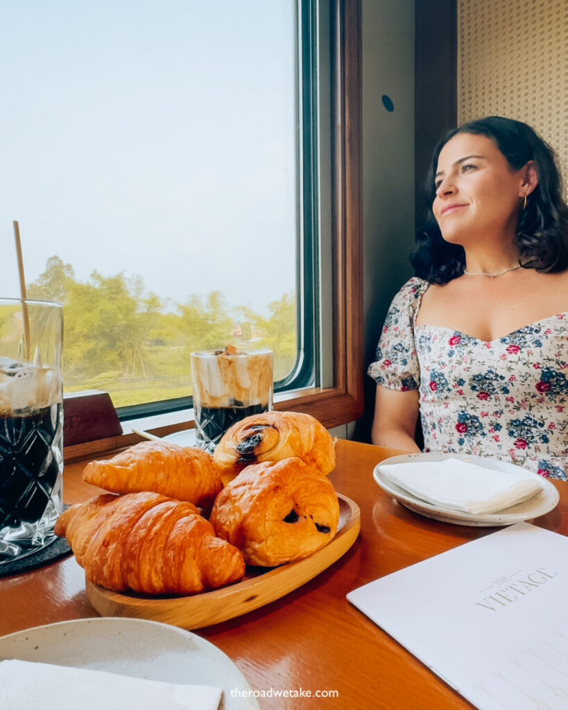 breakfast on the vietage luxury train