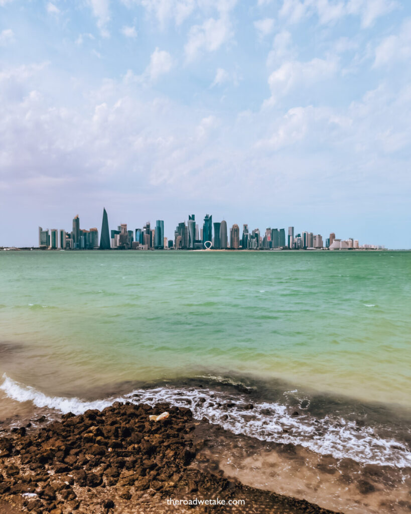 corniche doha skyline