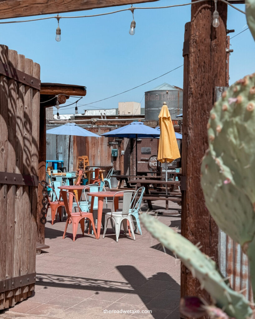 joshua tree saloon