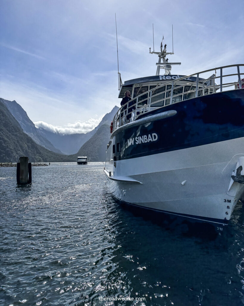 milford sound boat cruise